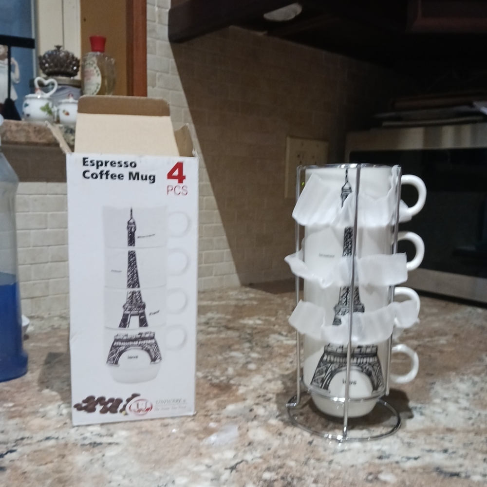 Uniware 4pc. Eiffel Tower Paris Stacking Porcelain Expresso Coffee Mug w/Rack